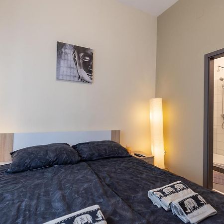 Wiky'S Apartman With 3Bathrooms Будапеща Екстериор снимка