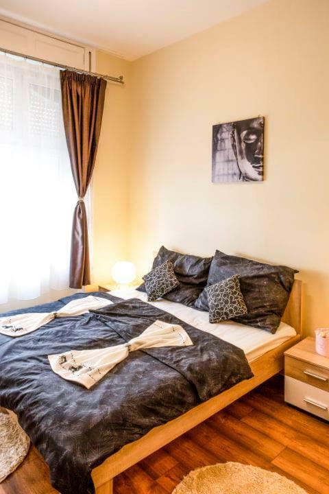 Wiky'S Apartman With 3Bathrooms Будапеща Екстериор снимка